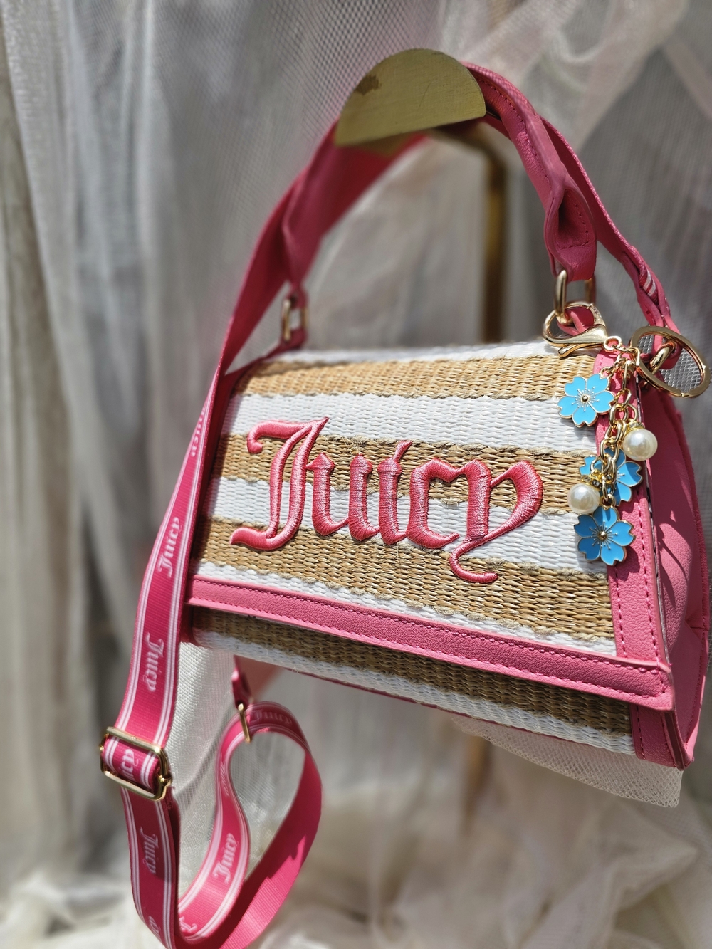 Juicy Couture Gelato Pink Lemonade Straw Crossbody Bag NEW Includes All Charms.